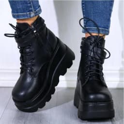 Gothic Black Boots Ankle Shoes on Heels Platform Sneakers Chunky for Women Luxury Designer Casual New Rock Booties