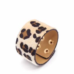 Europe Crack Leather Bracelet For Women Femme All-Match V Word Wide Punk Style Soft Jewellery Cool Wholesale