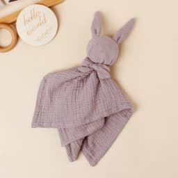 Baby Rabbit Square Comforter Towel Elegant Bow Decor Rabbit Square Blanket For Kids Cute Embroidery Infant Saliva Towel