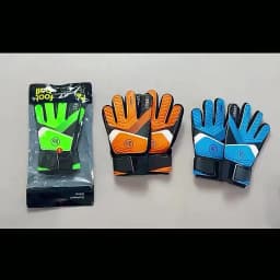 Children's Goalkeeper Gloves Anti-Collision Latex PU Goalkeeper Hand Protection Football Gloves Soccer Accessories for Kids