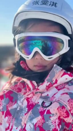 Children's Ski Suit for Men and Women, Large, Medium, and Small Children, Baby Thick Waterproof and Warm Snow Equipment