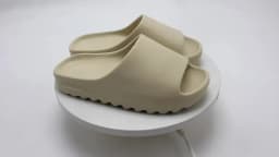 Coconut Slippers Cloud Thick-soled Sandals Summer Fashion Soft Bottom Beach Men Slippers Women's Sandals EVA Slides