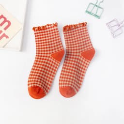 Women Socks Autumn Checkered Retro Vintage Cotton Socks Crew Comfortable Color Fashion Sock Elastic Plaid Short Socks Woman Sox