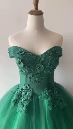 15 Yearl Old Dress Quinceanera Dress 2024 Luxury Lace Party Dresses Elegant Boat Neck Ball Gown Quinceanera Dresses Customized