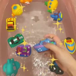 Bath Toy Swimming Water Toys Cartoon Soft Rubber Car Boat Plane Float Squeeze Sound Water Spray Kids Water Play Toys Gifts