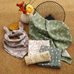Elinfant 5pcs Gift Set Bamboo Cotton Muslin Bib Burp Cloth 100% Cotton 60*60cm 2 Layers Baby Scarf Handkerchief