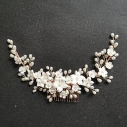 SLBRIDAL Handmade Crystal Rhinestone Pearls Ceramic Flower Bridal Hair Comb Wedding Hair Accessories Bridesmaids Women Jewelry