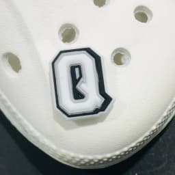 1Pcs Cartoon English Alphabet A-Z Letters PVC 3D Shoe Charms Garden Shoes Accessories Decoration Fit band Kids Gift