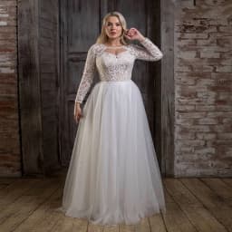 Elegant Lace Wedding Dresses Plus Size O-Neck Long Sleeves Bride Gown Pearls Sweep Train A-Line Tulle Robe De Mariée 2023