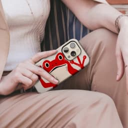 Clmj Red frog pattern Phone Case for iPhone 16 15 14 13 12 11 X XS XR XSMAX 7 8 Pro Max Plus Luxury Double-layer Back Cover