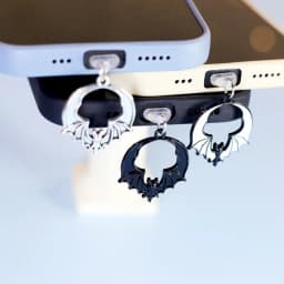 Gothic Punk Silver and Black Vampire Bat Phone Dust Plug, Amulet Bat Phone Pendant, Gift Ornament for Iphone/Type-C Interface, Handmade Phone Accessory