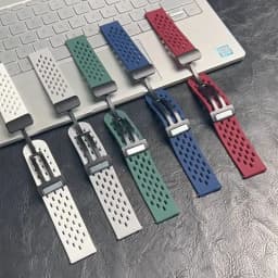 22mm 20mm Magnetic Strap for Samsung Galaxy Watch 4 5 6 7 4/6 Classic/Active2 Silicone Band for Amazfit Bip 3 Huawei GT7 Pro GT6