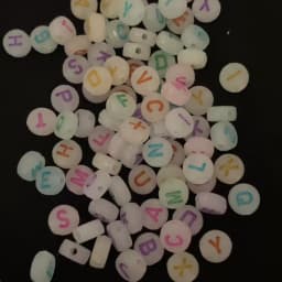 100pcs/lot Mixed English Letter Acrylic Beads Flat Heart Alphabet Number Beads for DIY Charms Bracelet Necklace Jewelry Making