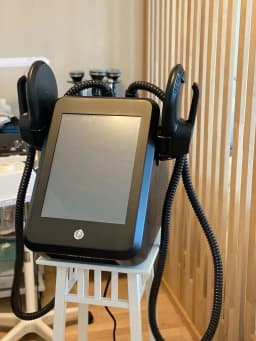 EMS Body Slimming 2 Handle RF Professional EMS Body Sculpting Machine Muscle Stimulator for Salon Clinic