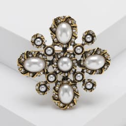 Retro Famous Luxury Brand Designer Brooch High Quality Big Pearl 5 Jewelry Brooches Pins Broach For Women Sweater Dress