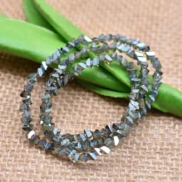 Yanqi 38 Color High quality Triangle Crystal Beads 4mm 130pcs Loose Crystal Glass Beads For Jewelry Making DIY Earring Necklace