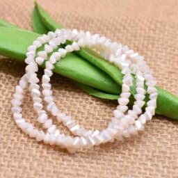 Yanqi 38 Color High quality Triangle Crystal Beads 4mm 130pcs Loose Crystal Glass Beads For Jewelry Making DIY Earring Necklace