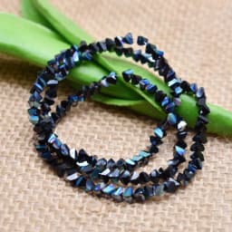 Yanqi 38 Color High quality Triangle Crystal Beads 4mm 130pcs Loose Crystal Glass Beads For Jewelry Making DIY Earring Necklace