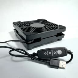 5V USB router cooling fan, with three-speed adjustable function. Style is suitable for cooling various devices.
