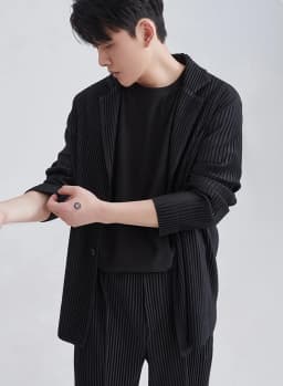 Miyake Pleated Men Blazer Black Slim Fit Stretch Suit Coat Casual Japanese Style Business Daily Wear
