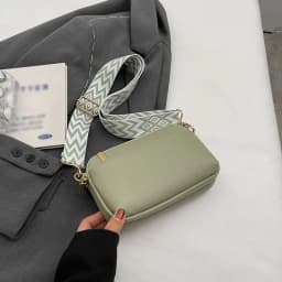 Chic Vegan Crossbody Bag - Minimalist & Fashion-Forward PU Shoulder Bag for Women - Compact, Spacious, Phone-Friendly