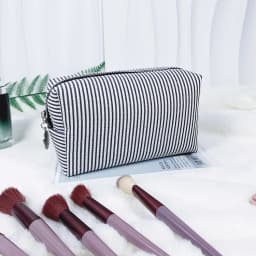 Fashion Women Ruffle Cosmetic Bags Pink/Purple Striped Storage Make Up Bags for Women Lady with Zipper Travel Bag Makeup Bag