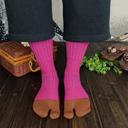 Soft Combed Cotton Women's Two Toe Socks Fashion Retro Striped Color Matching Harajuku Japanese Sandals Tabi Socks Autumn Winter