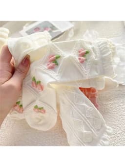 5 pairs of pink and white girl diamond patterned flower socks pink and cute lace mid length socks