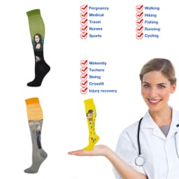 Novelty Funny Compression Socks Men Women Happy Oil Painting Shouting Mona Lisa Smile Hip Hop Nursing Compression Sock Popsocket
