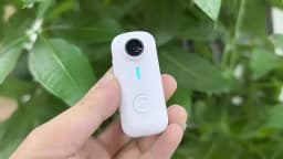 360 Active HDR Video Action Camera 4K Single-Lens Camera Waterproof Stabilization 2.29" Touchscreen Wintersports and Vlogging