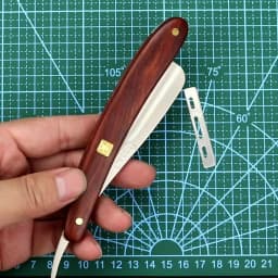 Safe Manual Razor, Professional Straight-Edge Stainless Steel, Sharp, Folding Razor for Barbering