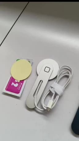 Invisible Foldaway Car Phone Mount Holder 15W Magnetic Magsafe Macsafe Wireless Charger for Tesla Model 3 Y X S BYD Atto 3