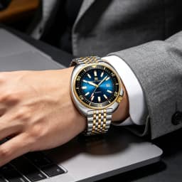 VA VA VOOM Hot Selling Original Colorful Gradient Blue Surface Quartz Watch Men Fashion Stainless Steel Watch for Men Clock Gift