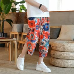 Men's Casual Lantern Print Shorts for Summer Beach Holidays Fashionable Men's Casual Shorts with Unique Print Design