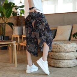 Men's Casual Lantern Print Shorts for Summer Beach Holidays Fashionable Men's Casual Shorts with Unique Print Design