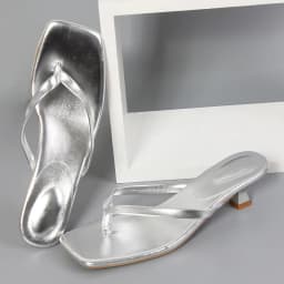 Summer New Soft Leather Square Toe Cat with Flip-flops Women Fashion Thin Belt Thin Heel Soft Sole Flip-flops
