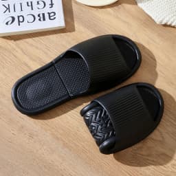 Bathroom House Slippers Leaking Quick-Drying Shower Slipper Light Weight Waterleaky Beach Flip Flops Women Swimming Slides