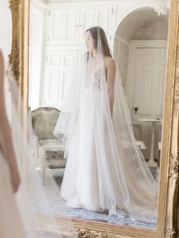 TOPQUEEN V25L Bridal Veils With Long Blusher Veil 3M*3M Elegant Off White Two Layer Veu Of Bride With Comb Boho Veil Cathedral