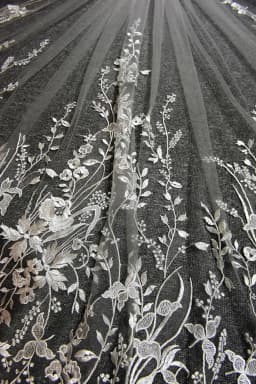 Beautiful Short Lace Wedding Veil with Bling Sequins 1 Meter 1 Layer Bridal Veil with Comb White Ivory Veil Wedding Accessories