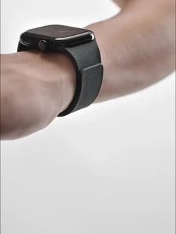Silicone Magnetic Strap for Apple watch Bands 44mm 40mm 41mm 42mm 46mm 45mm 49mm correa iWatch Series 11 10 SE3 9 8 7 6 Ultra3 2