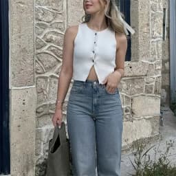 MUJER Cropped Knit Vest Women Cardigan White Sleeveless Vest Woman Fashion Button Knitted Sweater Vest Female Summer Short Tops