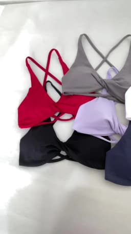 Sexy Slim Shoulder Straps Somfortable High Stretch Sports Underwear Gym Workout Breathable Detachable Yoga Bra