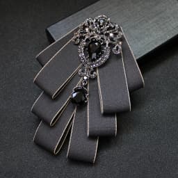 Luxury Fashion Bowties Bows Tie Brooch Fabric Crystal Pins And Brooches Corsage Butterfly Blouse Accessories Pin Lapel for Women