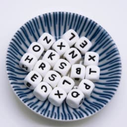 Cute-Idea 10pcs 12MM Silicone Letters Beads Baby Teething DIY English Alphabet Letter pearl teether BPA Free Baby Shower Gifts