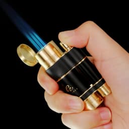 GALINER Luxury Cigar Set Accessories Metal Ashtray Cigar Lighter Butane Gas 2 Fire Lighters W/ Cutter Punch Leather Cigar Case