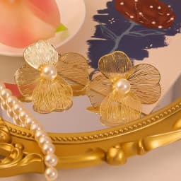 Large Flower Pearl earrings for women luxury design study earrings for women Korean fashion jewelry accessories Christmas gift