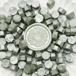 100pcs/bag Octagonal Sealing Wax Beads for Wax Stamps is Suitable for Wedding Invitations, Envelope Cards, Christmas Gift