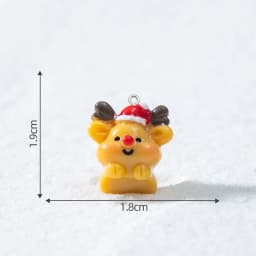 10pcs Christmas Snowman Elk Bobsleigh Mini Resin Jewelry Pendant DIY3D Glossy Micro-Landscape Desktop Small Decorative Item