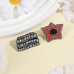 Sci-fi Horror American TV Series Enamel Pin Red Cannibal Flowers Christmas Lights Mug Brooches Lapel Badge Jewelry Gifts