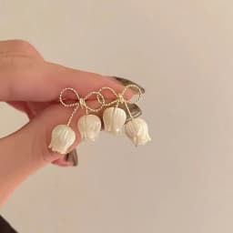 White Color Bowknot Tulip Flower Stud Earrings For Women Brincos Feminino Fashion Rhinestone Jewelry Christmas Girl Friend Gift